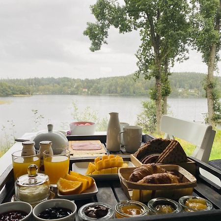 Evika Boutique Hotel Eskilsby Zewnętrze zdjęcie