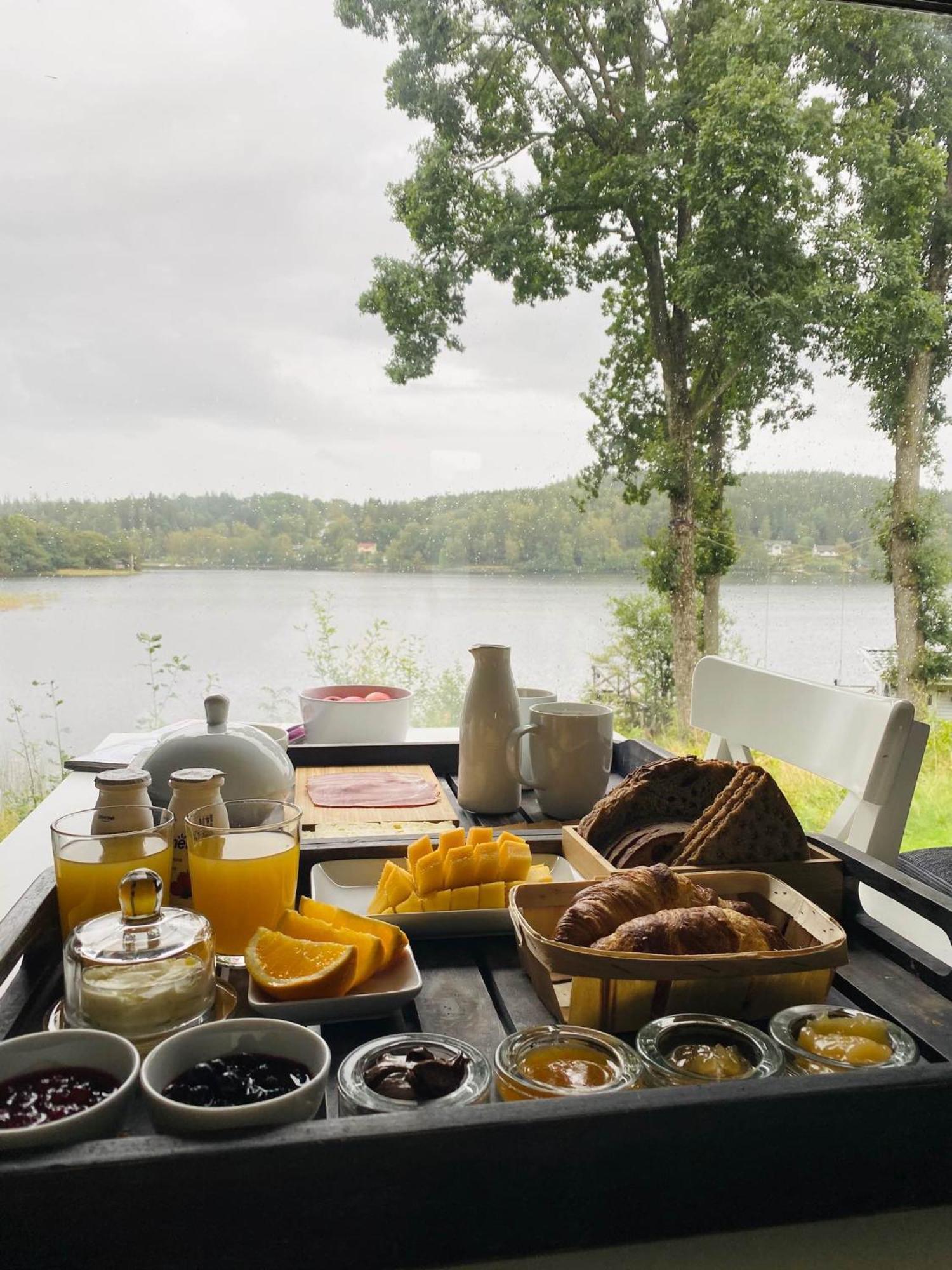 Evika Boutique Hotel Eskilsby Zewnętrze zdjęcie